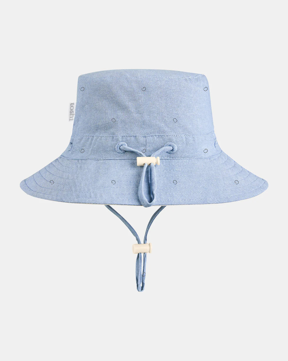 Toshi - Sunhat Xavier - Sky